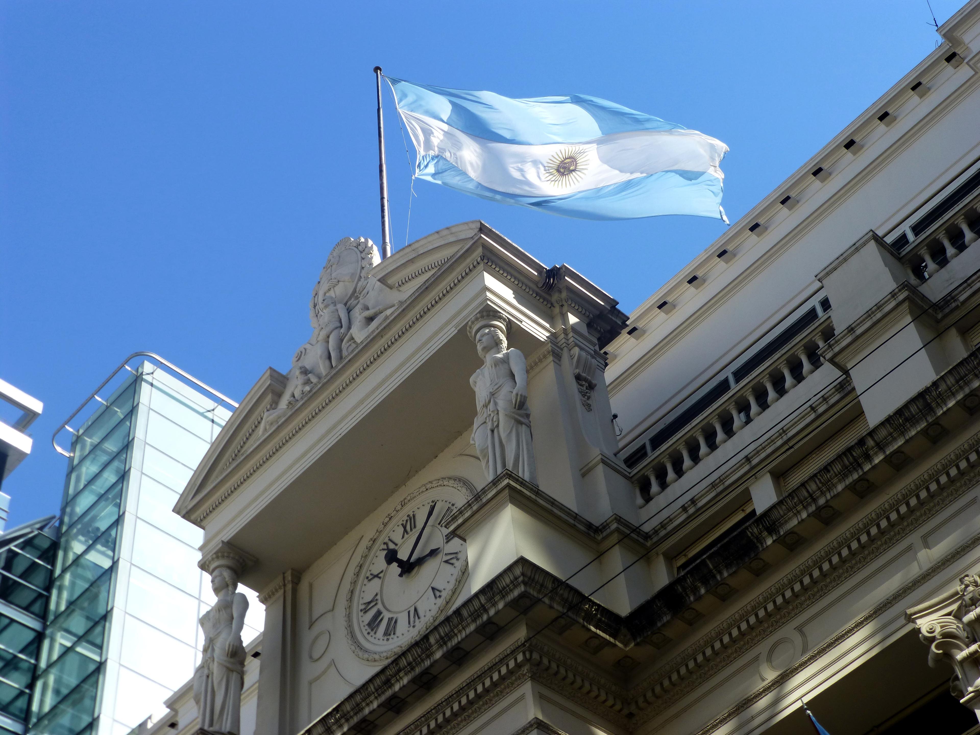 Dólar hoy 31/8: cotización del oficial, blue y reservas
